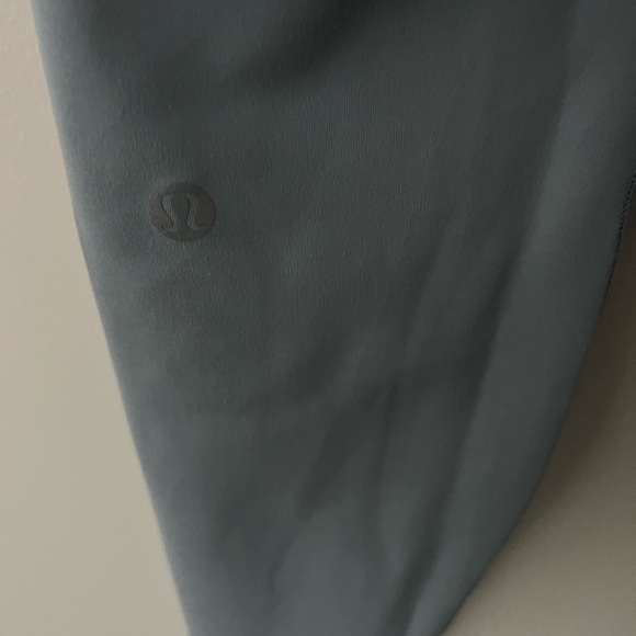 Lululemon wunder train 28” in chambray - Picture 2 of 2